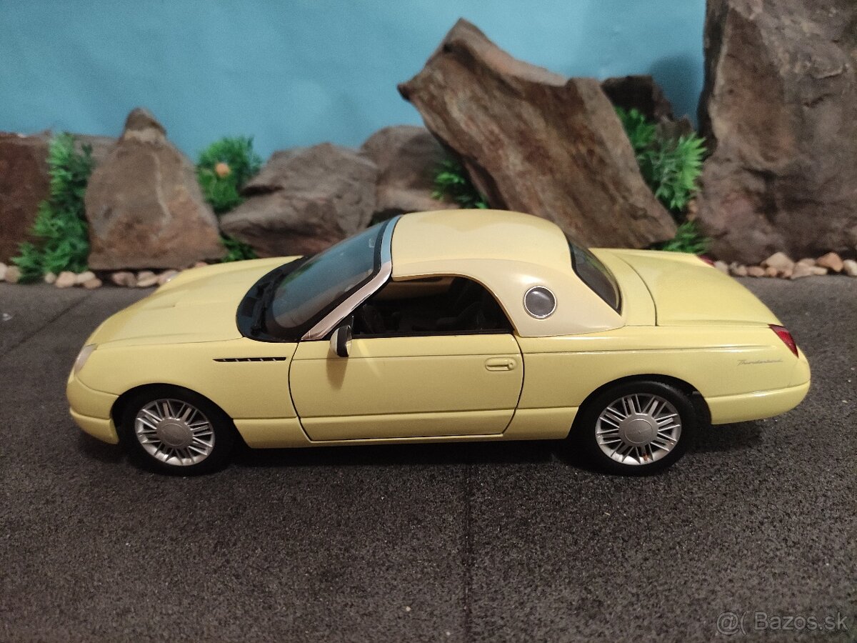 prodám model 1/18 ford thunderbird 2000 - 6