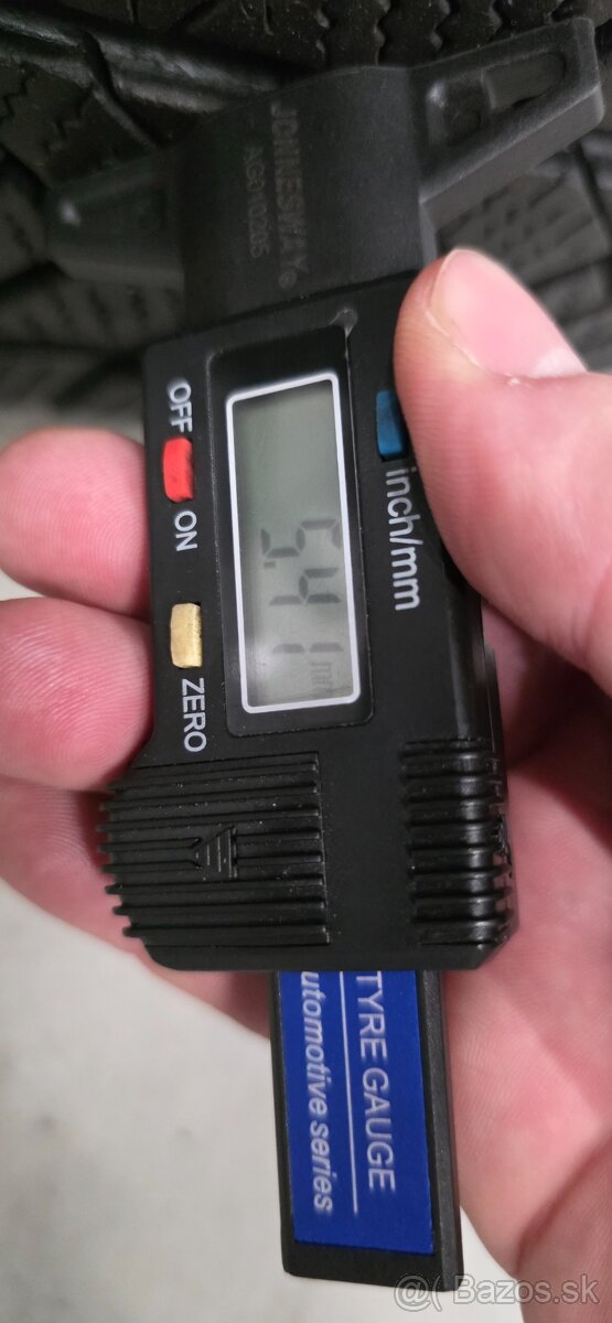 Zimné pneu contitental 235/45 r18 - 6