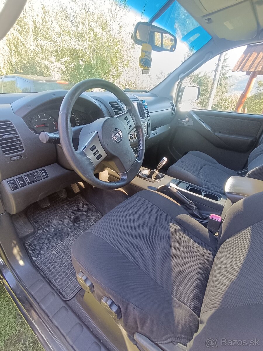 Nissan Navara d40 double - 6