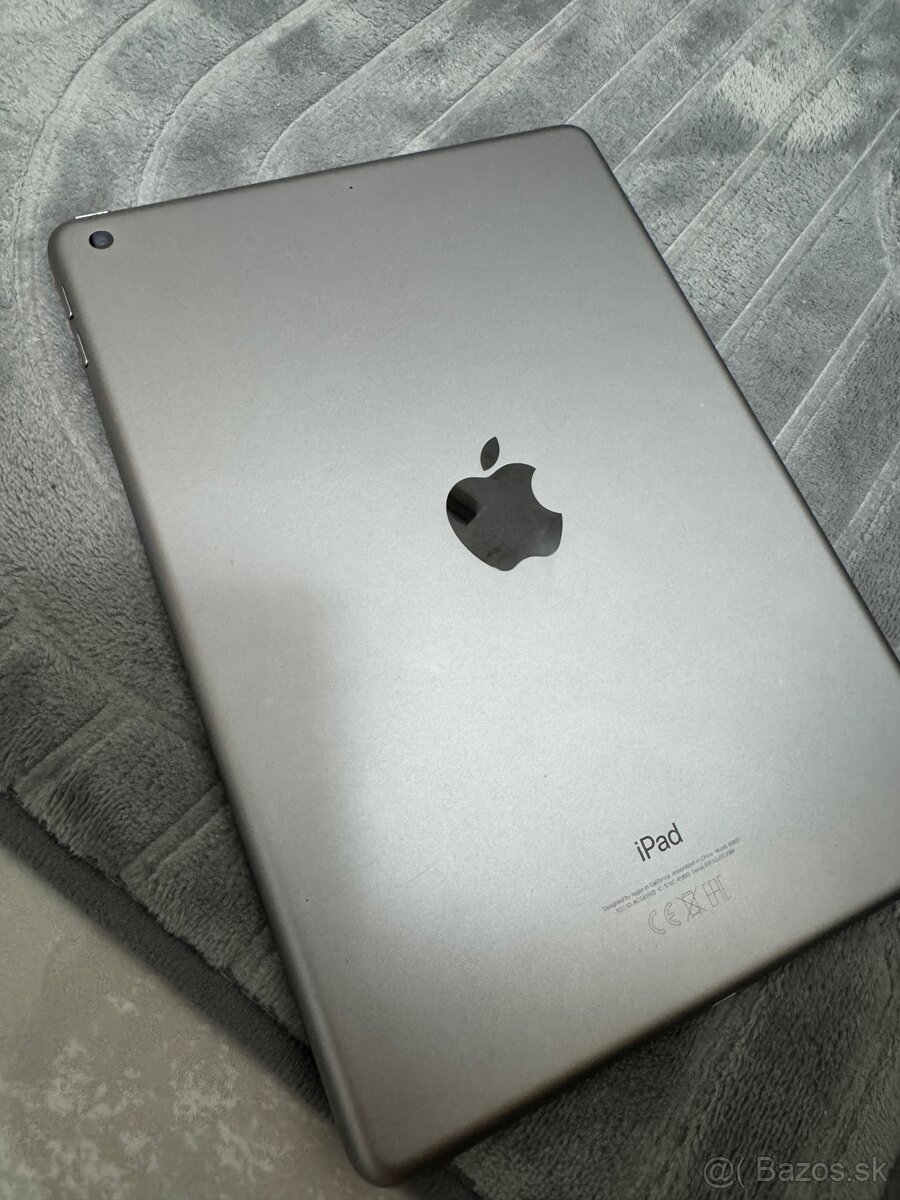 Apple iPad 2018 - 6