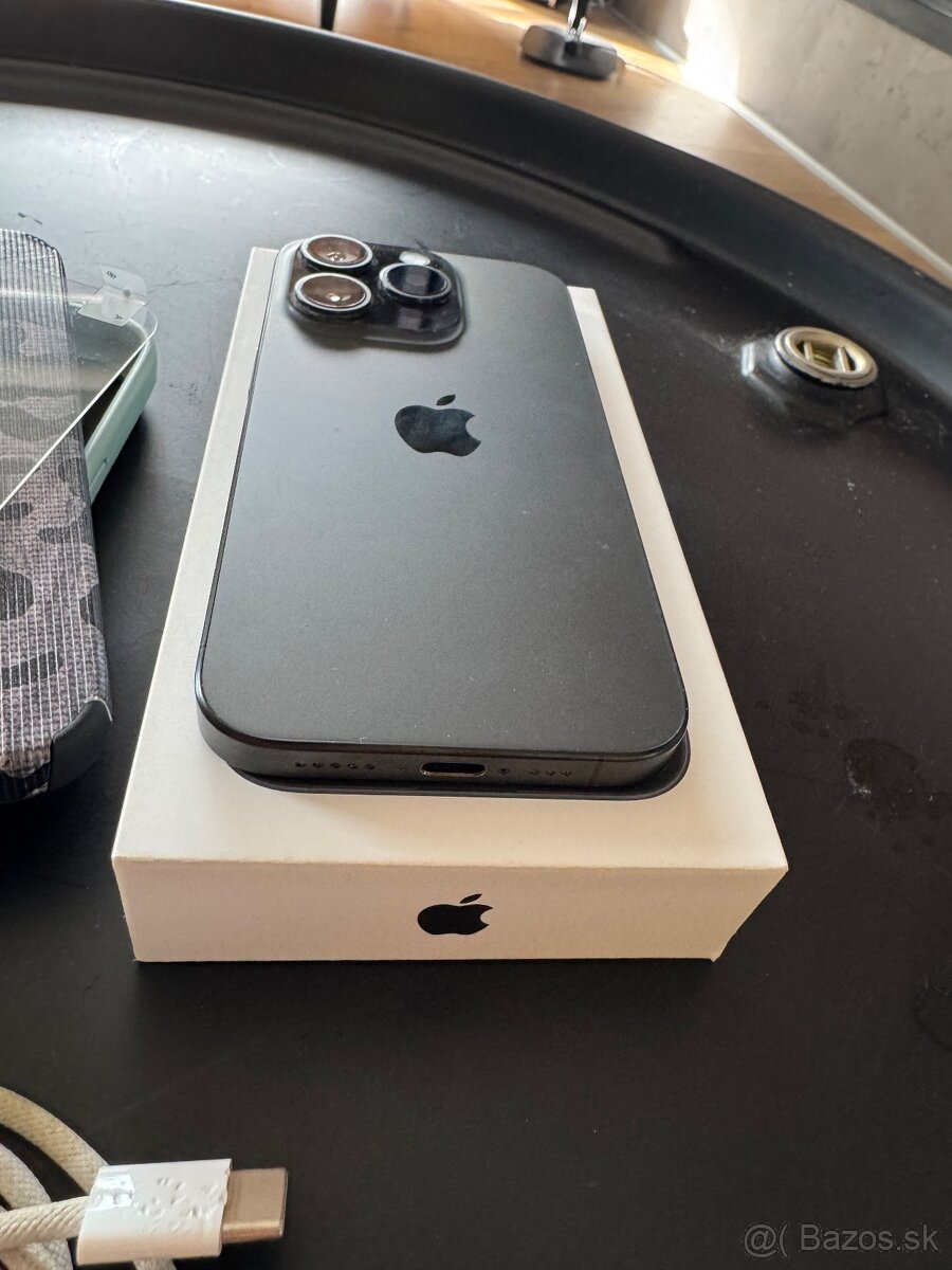 iPhone 15 pro 256gb - 6