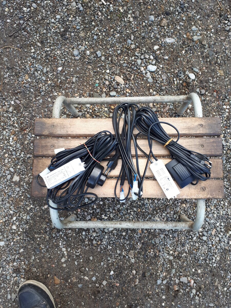 Led svetla do vitrín a sekretárov - 6