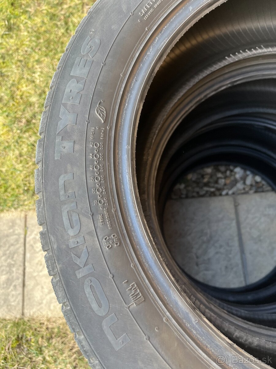 205/55 r17 Nokian - 6