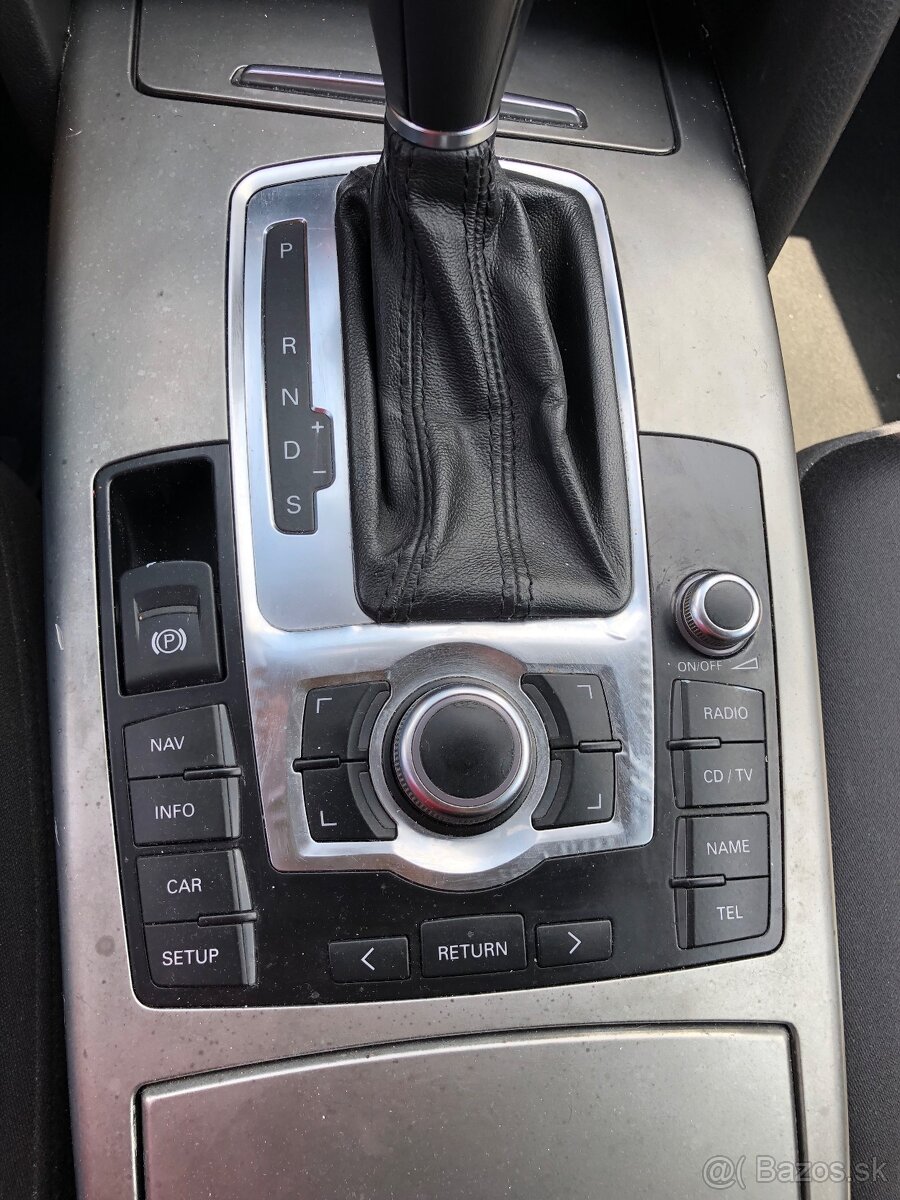 Audi A6 C6 - 6