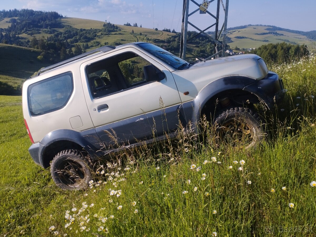 Predám Jimny 1.3 benzín - 6