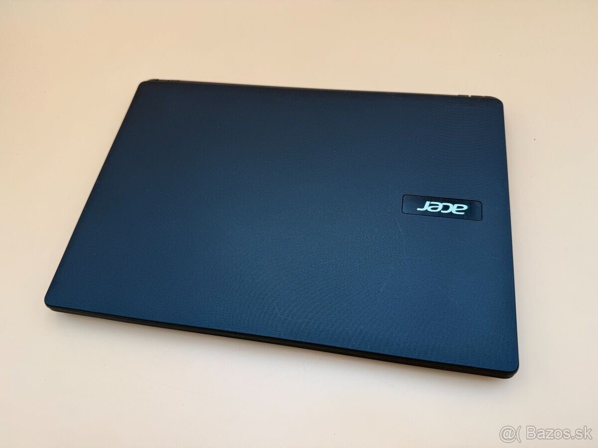 Acer Aspire Intel Celeron N3050 / 4GB RAM / 250GB HDD - 6