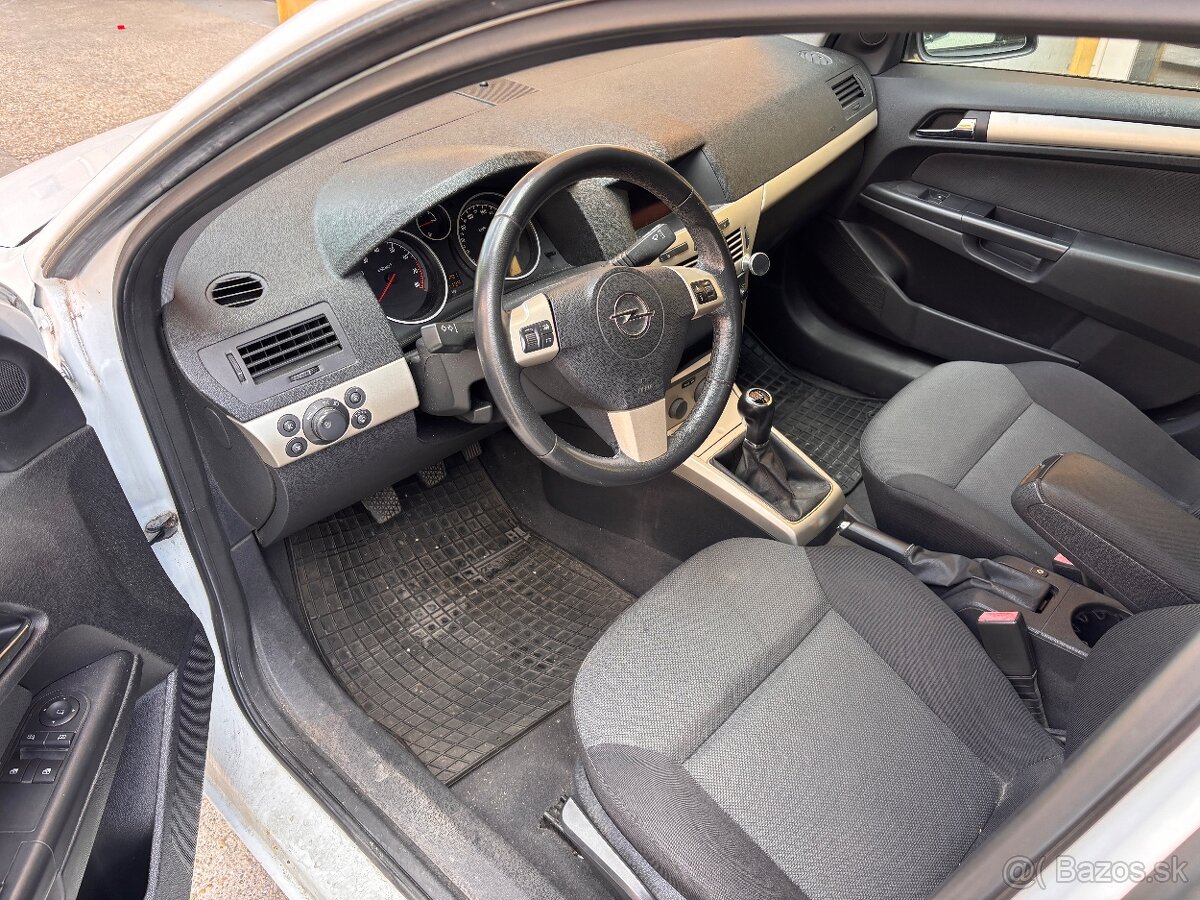 Opel Astra - 6