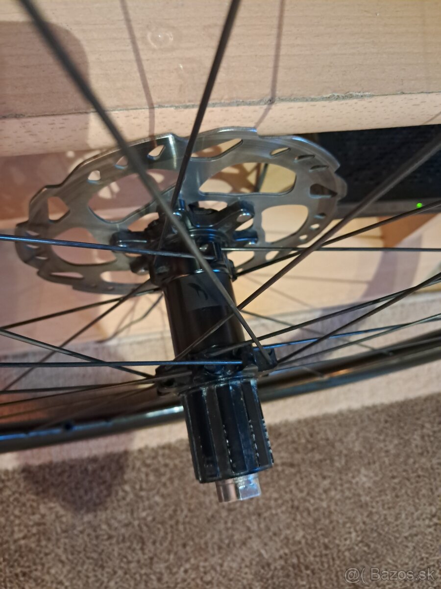 Fulcrum wind 40 db - 6