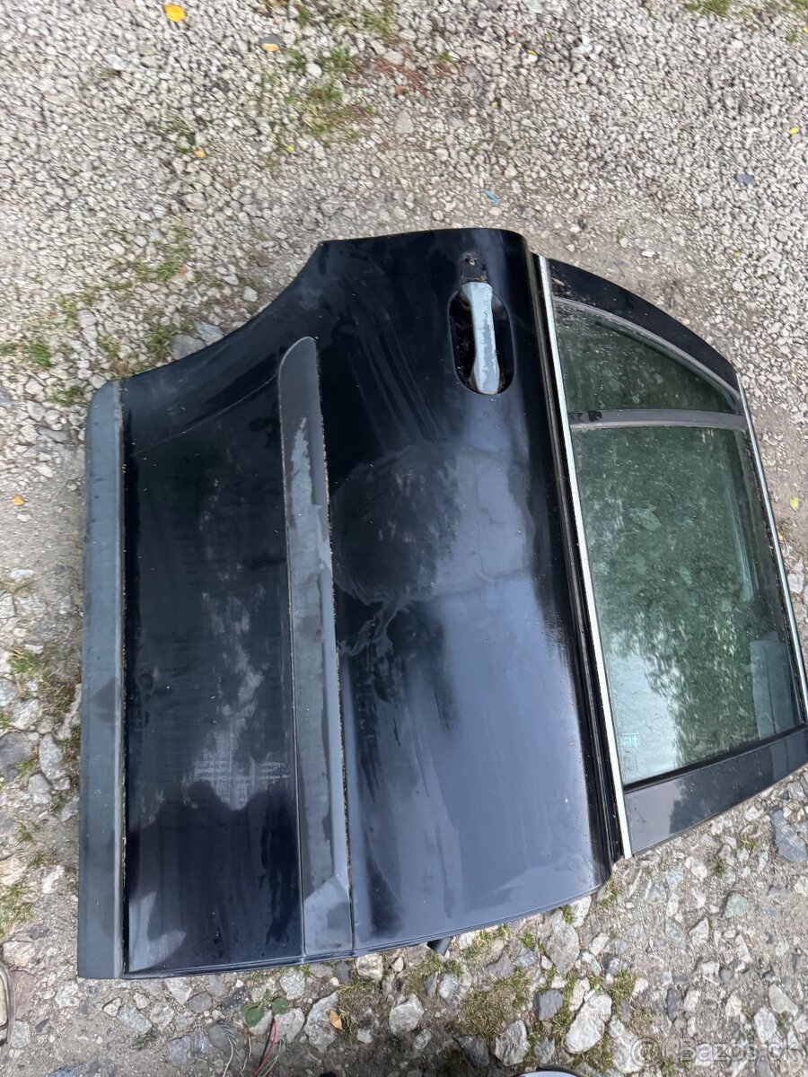 Predám Karosarske diely na Volvo xc90 - 6
