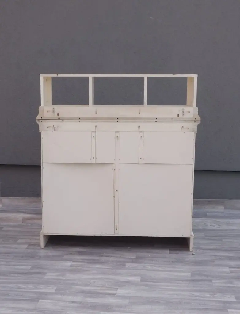 Komoda – prebaľovací pult + polička. - 6