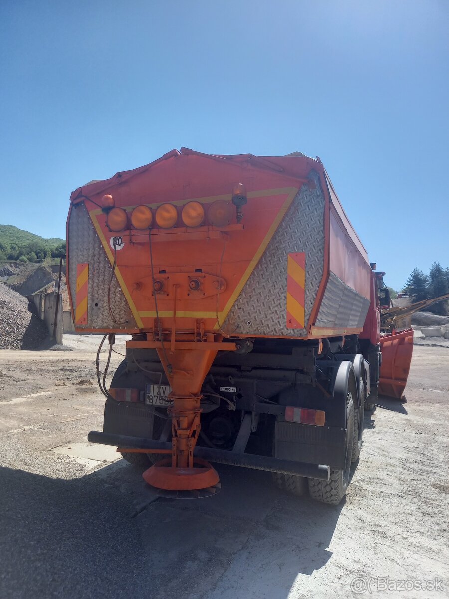 TATRA T815 sypač s pluhom - 6