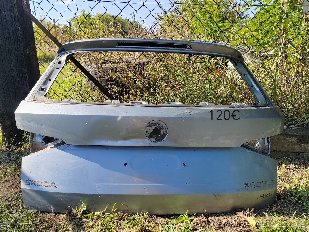 Škoda kufrove dvere - 6
