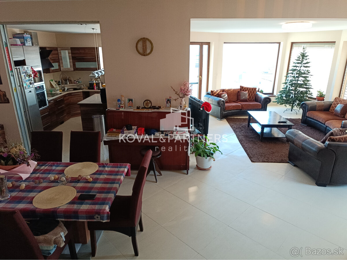 7 izbový dom s moderným vybavením - Štitáre - Nitra - 6