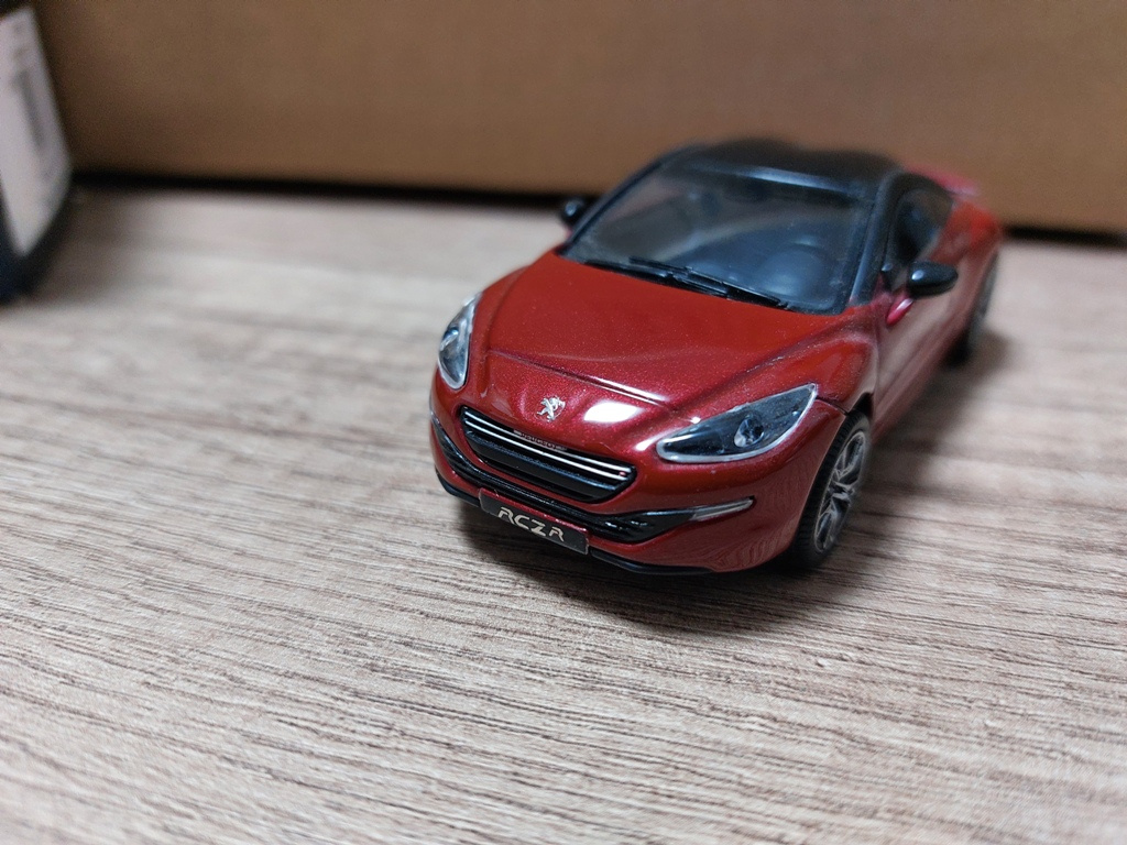 Model auta peugeot Rcz R 1:43 Norev - 6