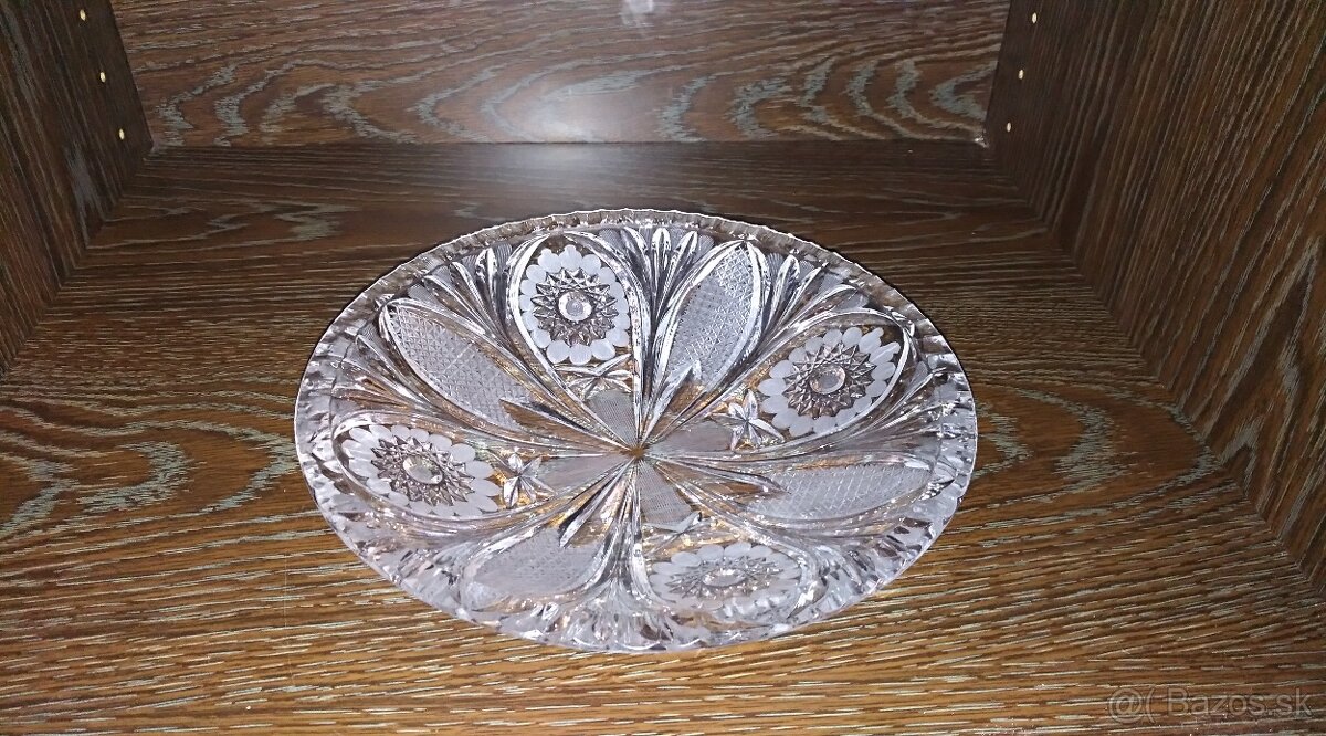 Krištáľ a ručne brúsené sklo - 6