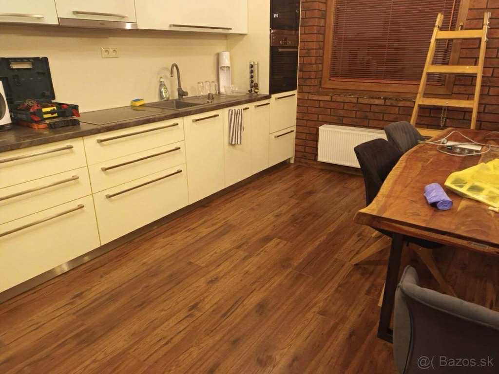 Pokládka plávajúcej podlahy - 6