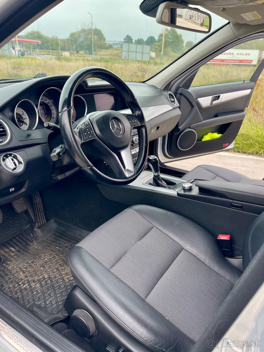 Mercedes C220 - 6