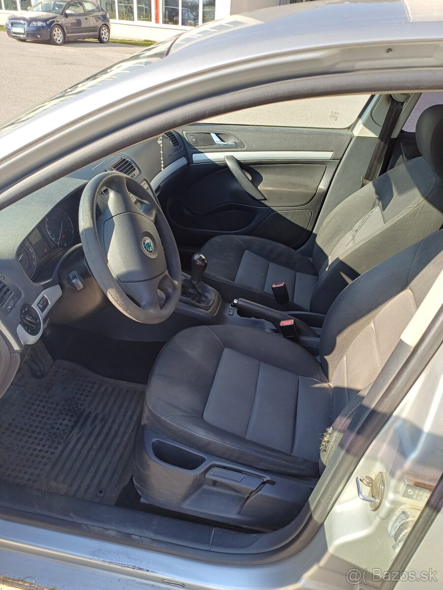 Škoda Octavia 1,6 MPI - 6