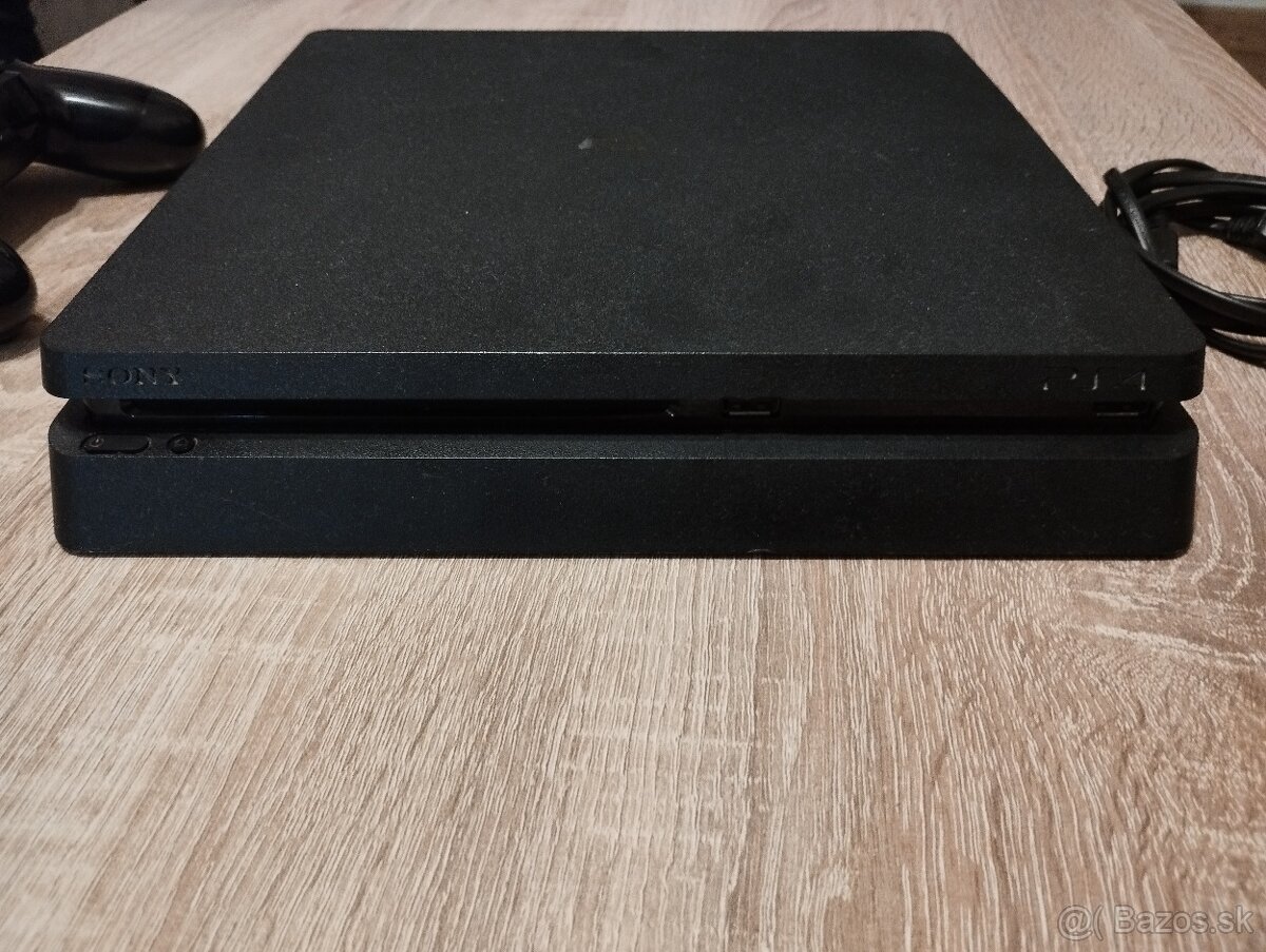 Predám PS4 slim - 6