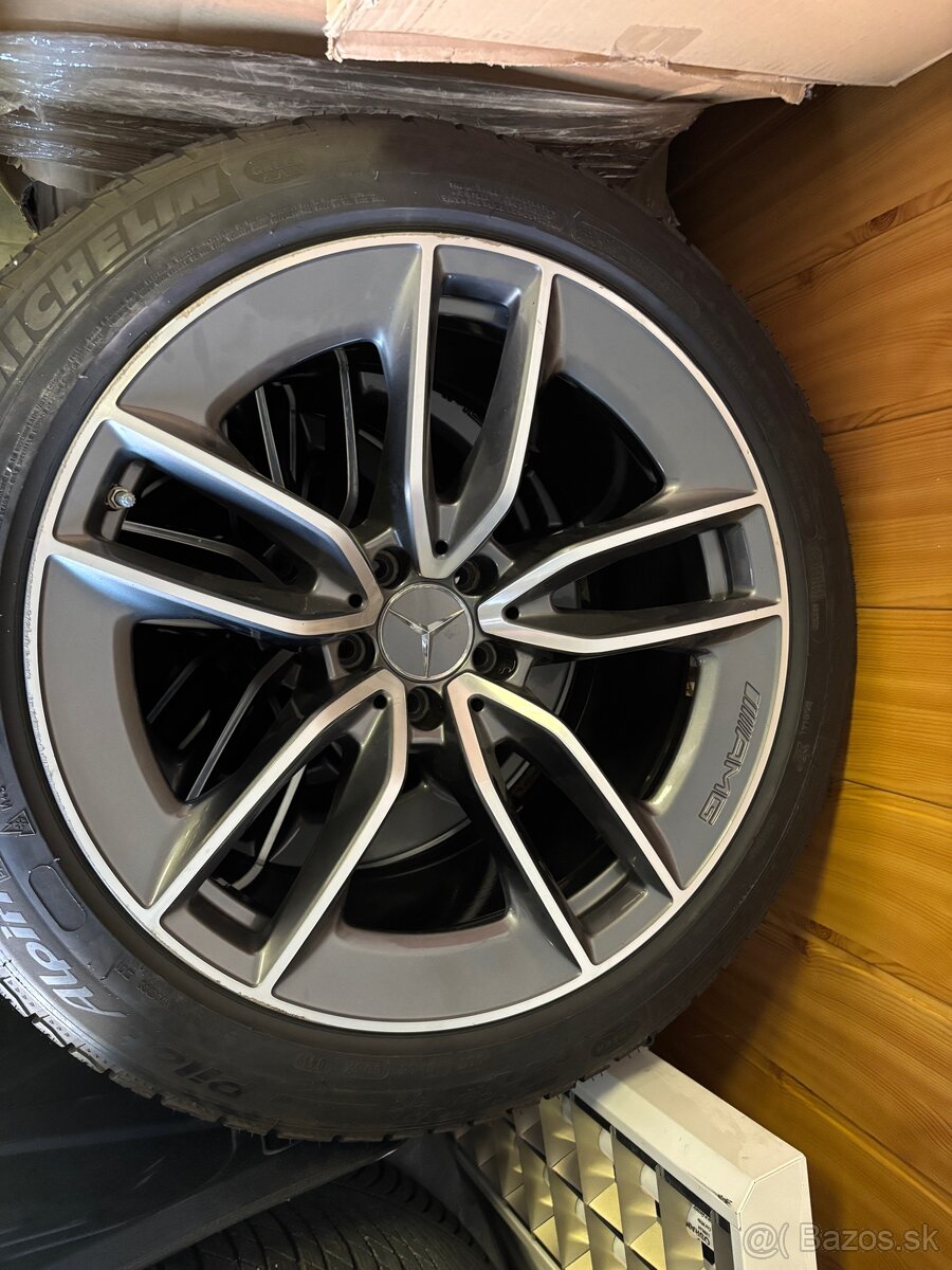 19 palcové kolesa a zimne pneumatiky na Mercedes - 6