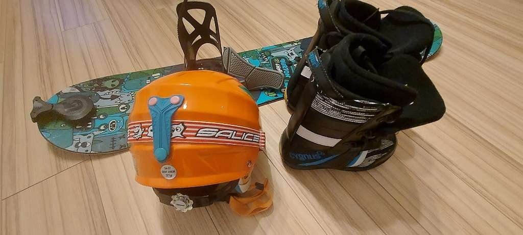 Detsky snowboard, prilba a topanky - 6