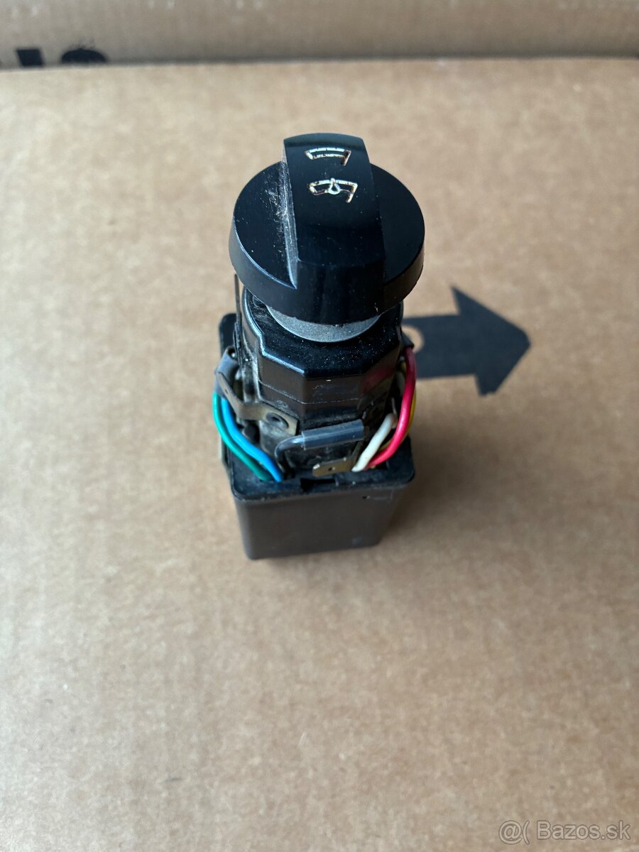 Diely Skoda, mriežka Mko, prepínač 100 MB - 6