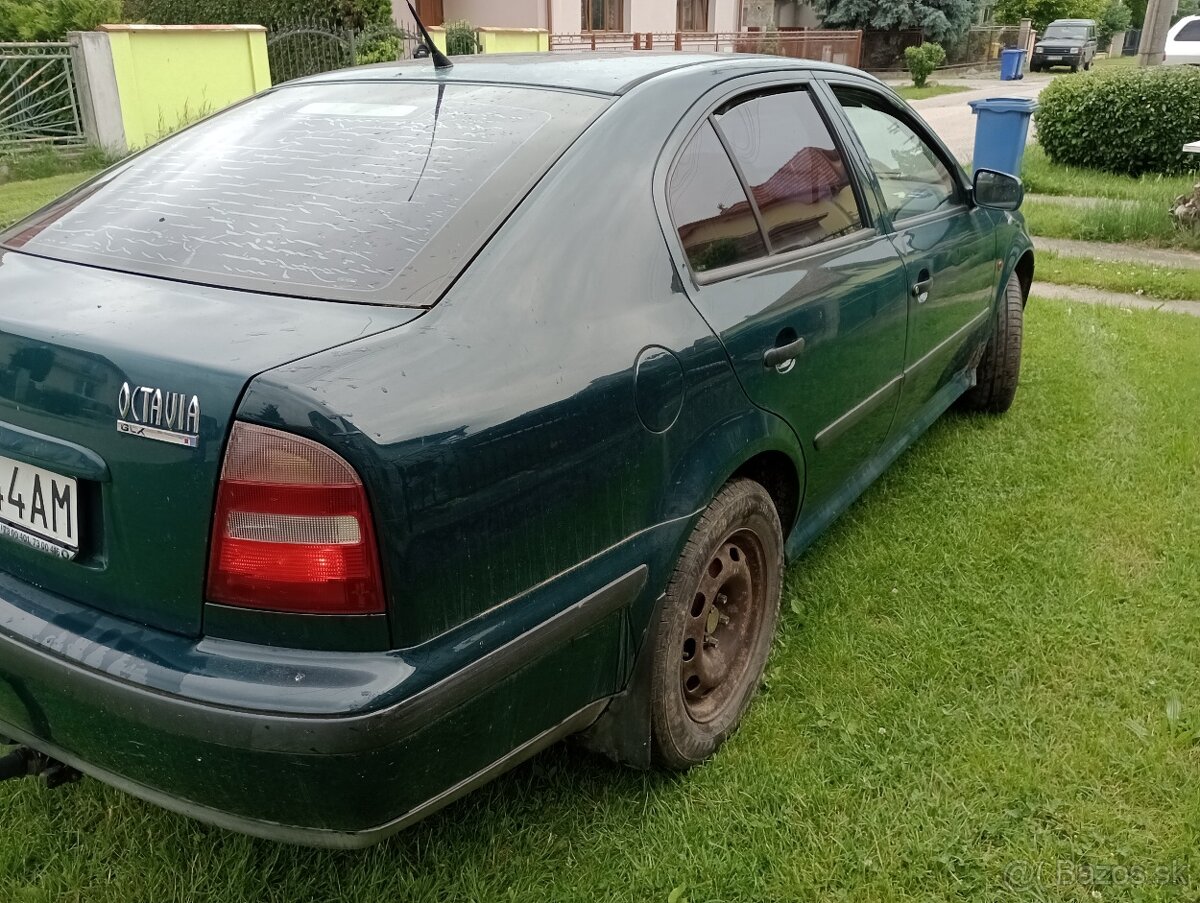 Škoda Octavia 1.6 benzín - 6