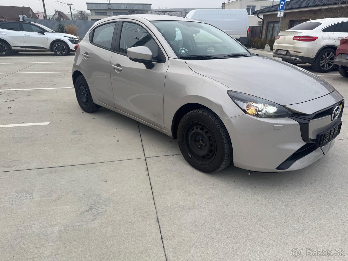 Mazda 2 e-Skyactiv G - 6