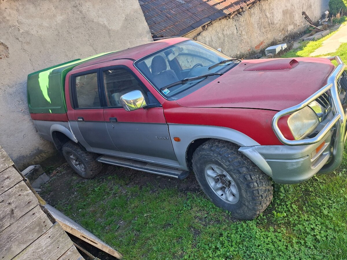 Mitsubishi l200 - 6