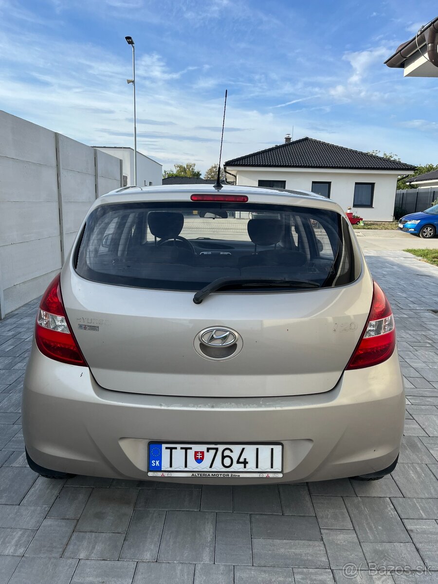Hyundai i20, 1.2 benzín, r.v. 2011 - 6