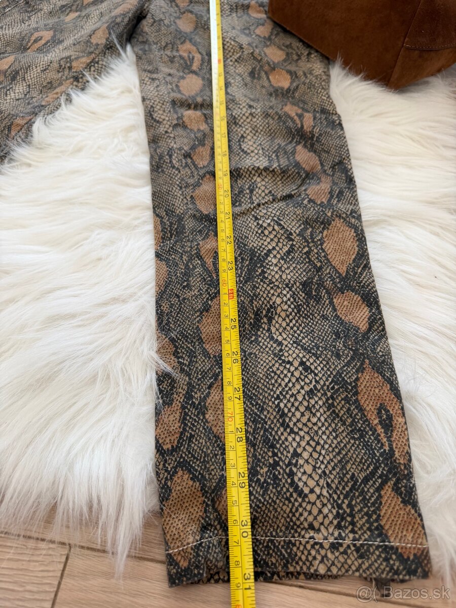 Dámske 3/4 nohavice s hadím vzorom, 36 - 6
