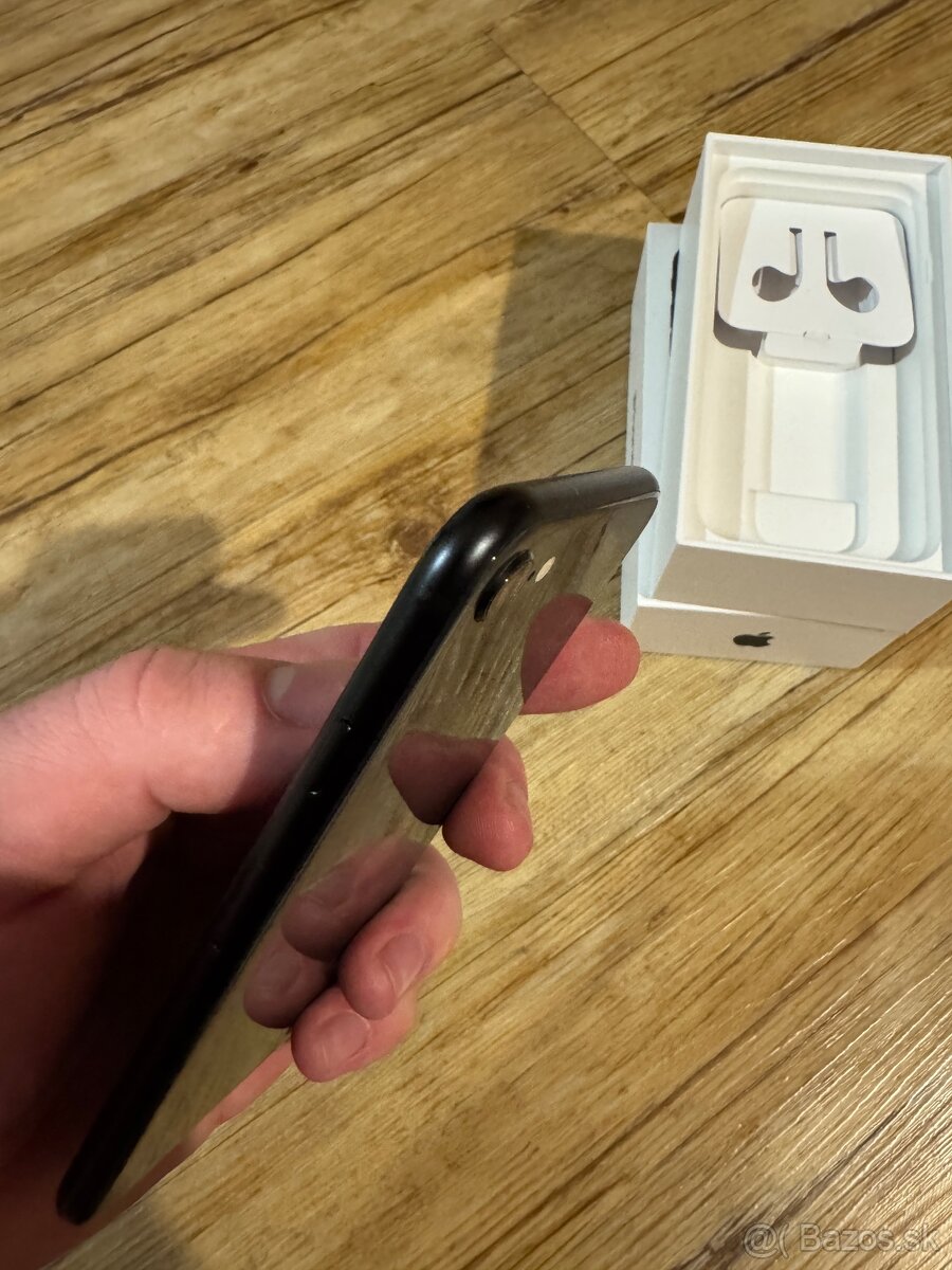 iPhone SE 2020 128gb - 6