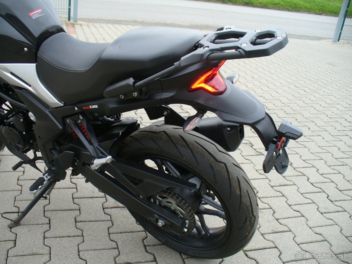 Voge 300 i DS - 6