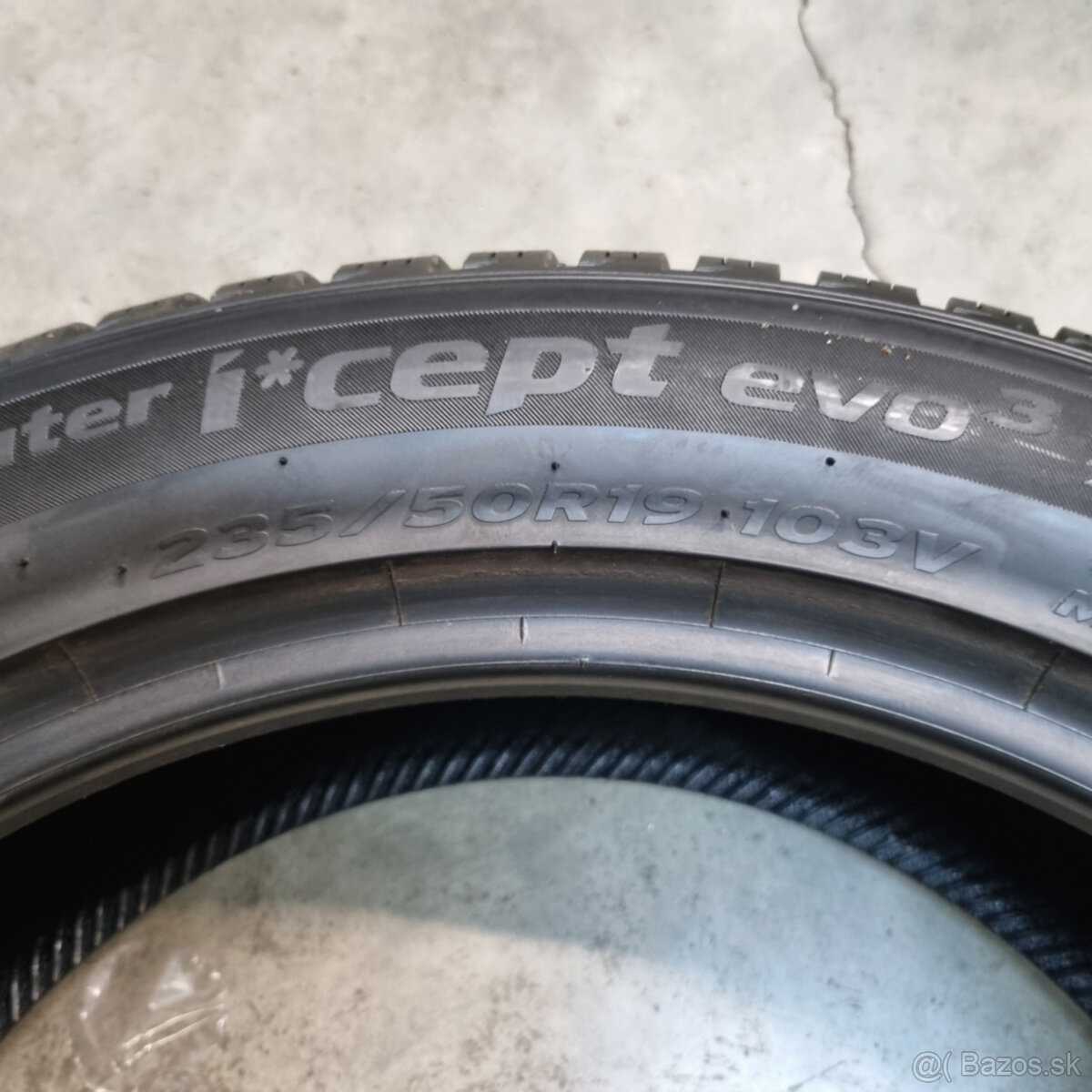 Zimné pneumatiky 235/50 R19 HANKOOK - 6