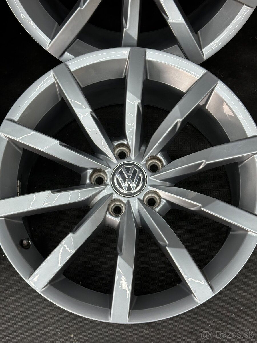 ✅ 5x112 r18 Monterey Passat b8 top stav - 6