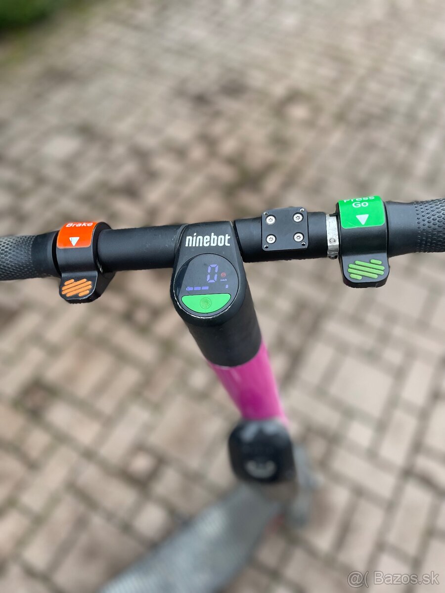 Elektrická kolobežka Nineboot by segway ružová/červená - 6