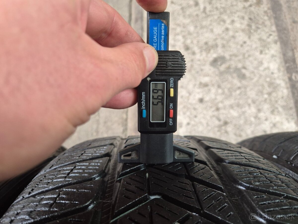 235/60 r18 zimné 4 ks PIRELLI dezén 5,9 - 5,7 mm - 6
