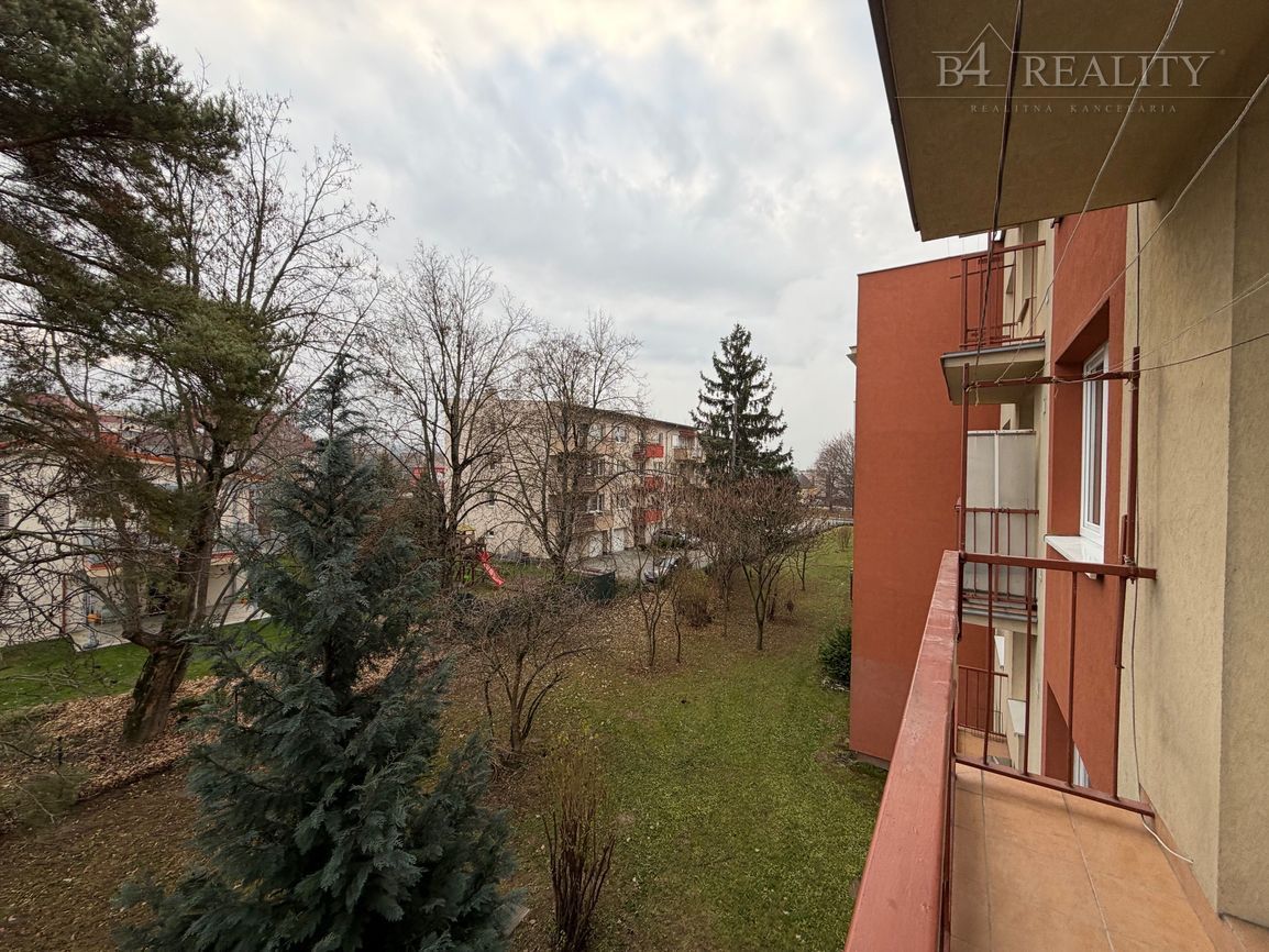 Kompletne zrekonštruovaný 2i byt s KK, 34m2 + balkón, Karpat - 6