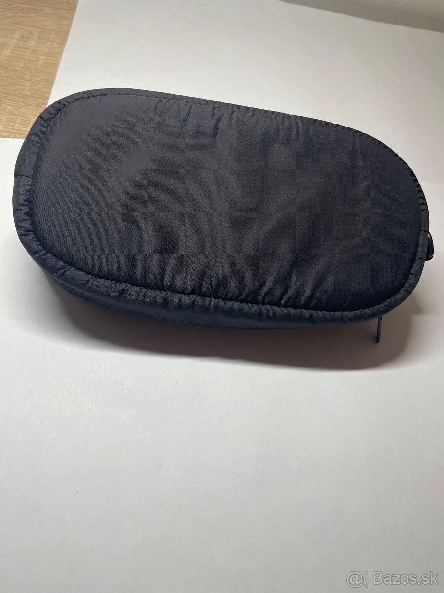 PS Vita PCH - 1004 (OLED) - 6