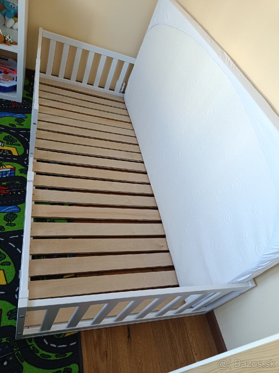 Posteľ so zabranou 200x90 - 6