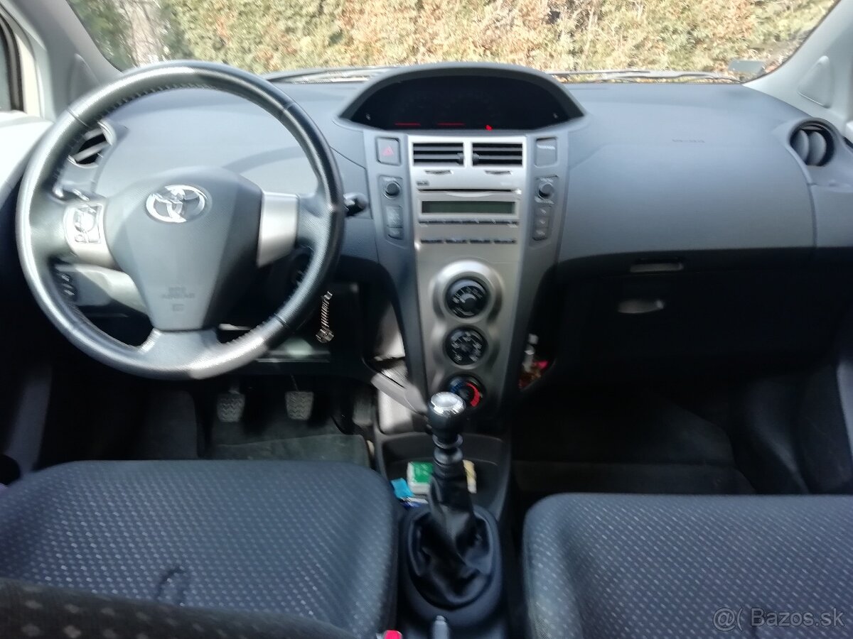 Predám Toyota - 6