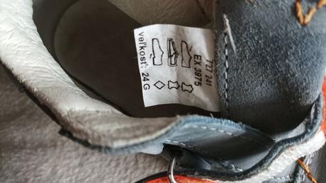 Sivé kožené kotníkové topánky v.24 - 6