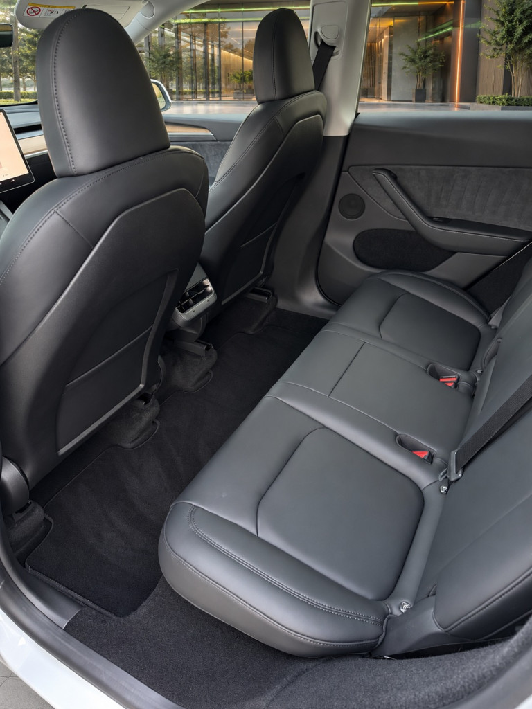 Tesla Model Y 2022 - 6