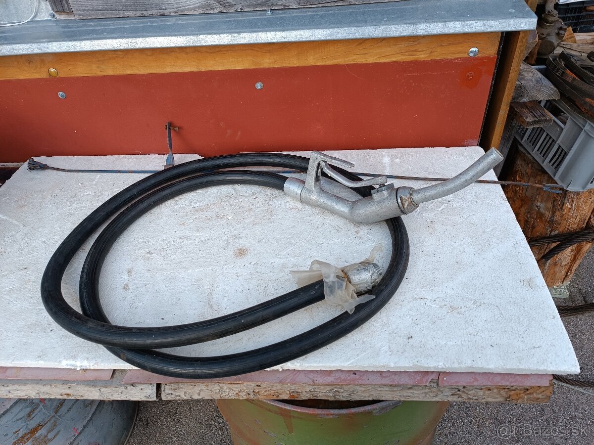 Predám náhradné diely na PRAGU V3S trojstranný sklápač. - 6