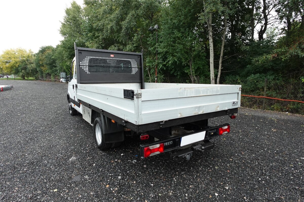 IVECO DAILY DVOJKABINA VALNÍK 7MÍST 3.0HPT - 6