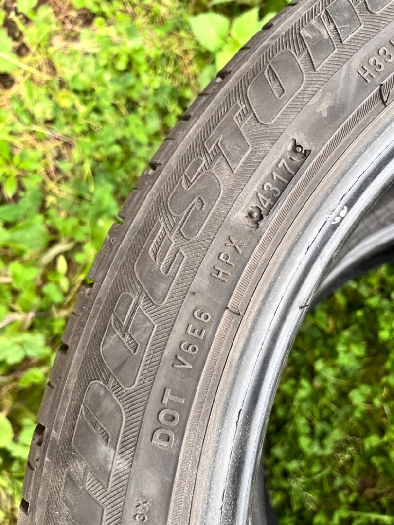 2ks. 235/45 R19 95H letní pneu - 6