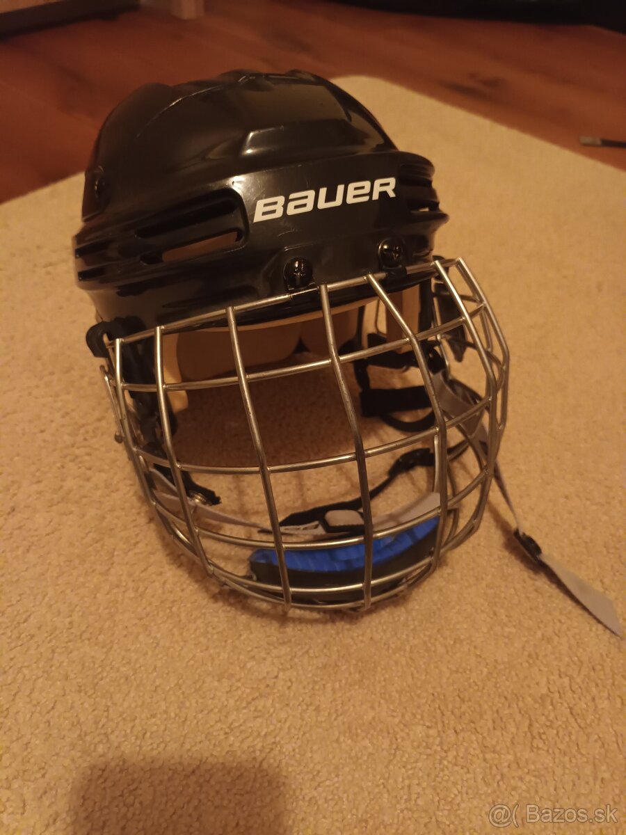 Hokejová prilba - 6