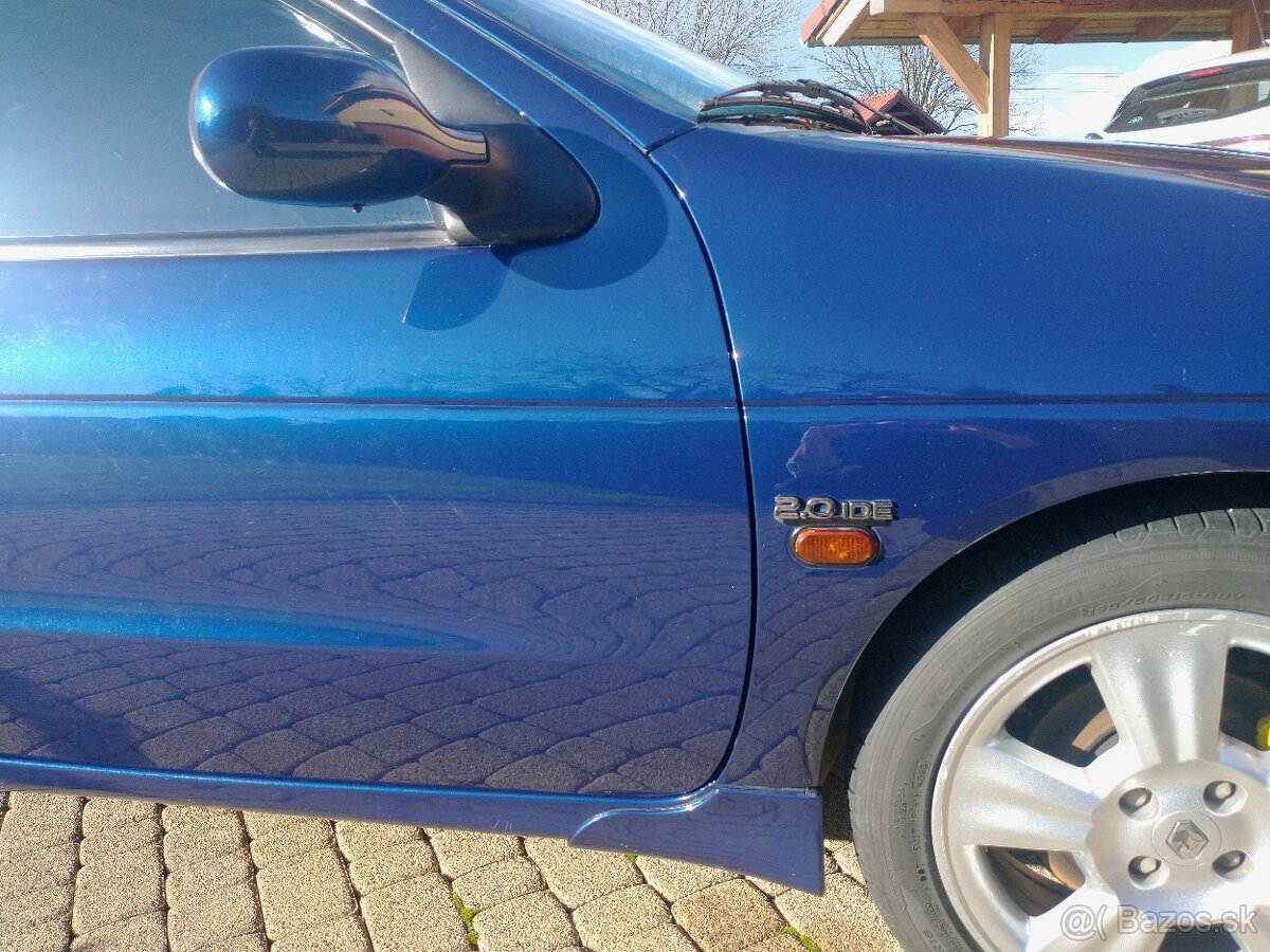 Renault Mégane Coupé 2.0 IDE Privilege - 6