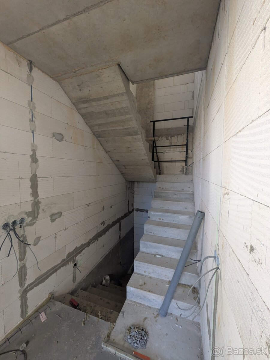 Stavebný pracovník – Všestranná pomoc na dohodu - 6