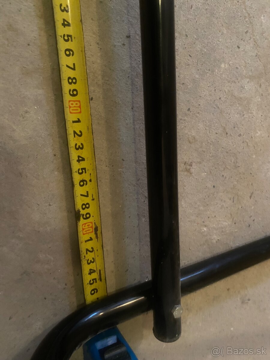 Drziak na pneumatiky - 6